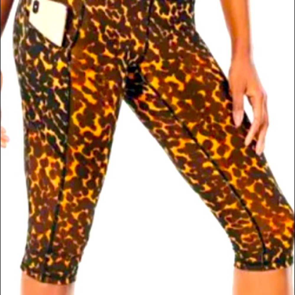 Fabletics PureLux Capris